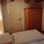 Luett Suedstrandhues Wyk auf Föhr