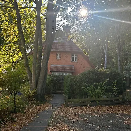 Luett Suedstrandhues * Wyk auf Föhr